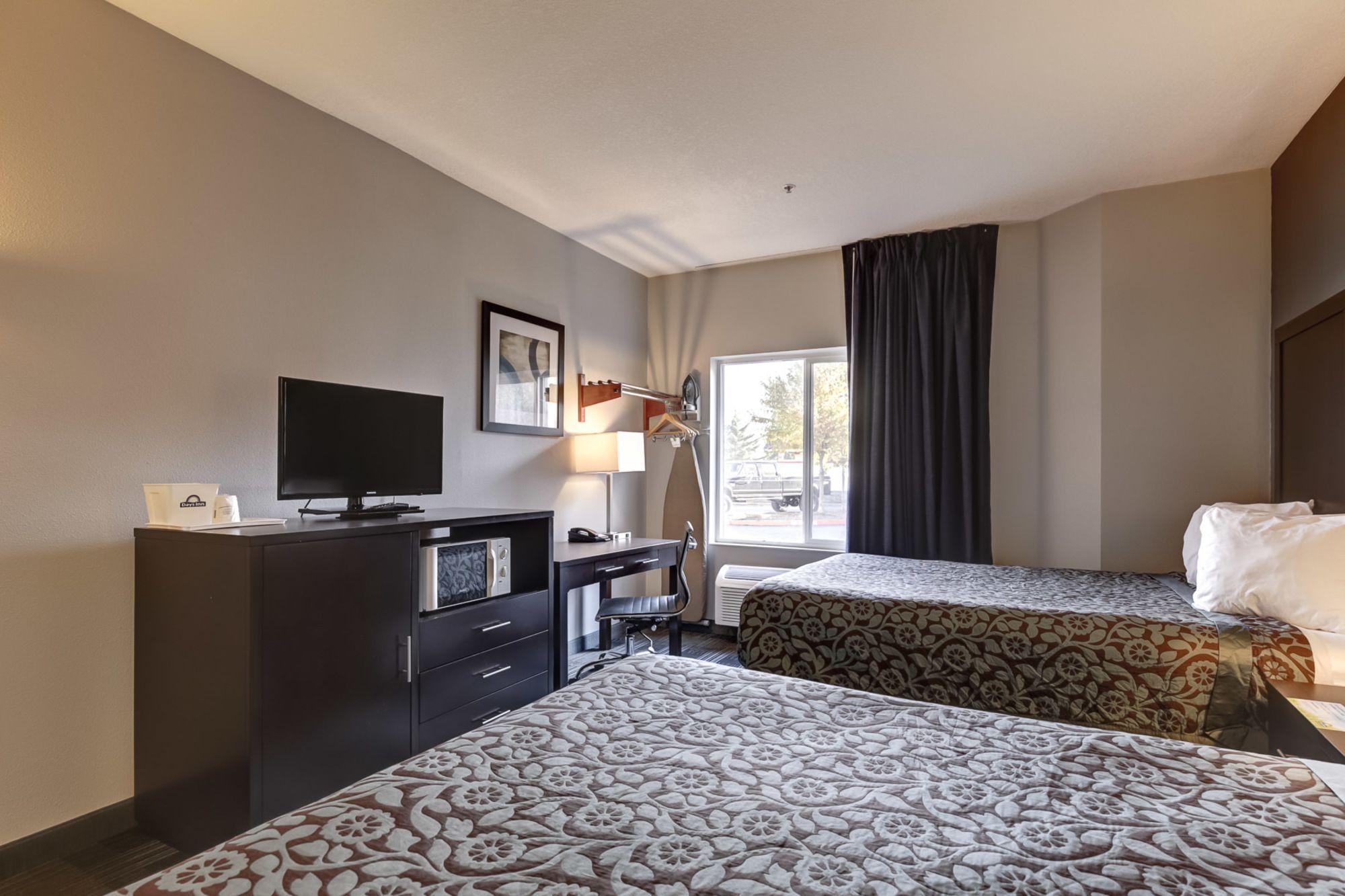 Days Inn By Wyndham Portland East Eksteriør billede
